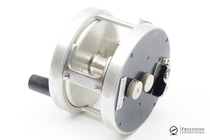 Bogdan - Model 150 Fly Reel w/ Spare Spool - RHW