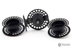 Charlton - 8350c Fly Reel w/ Spare Spool - 1/5 Spools, RHW
