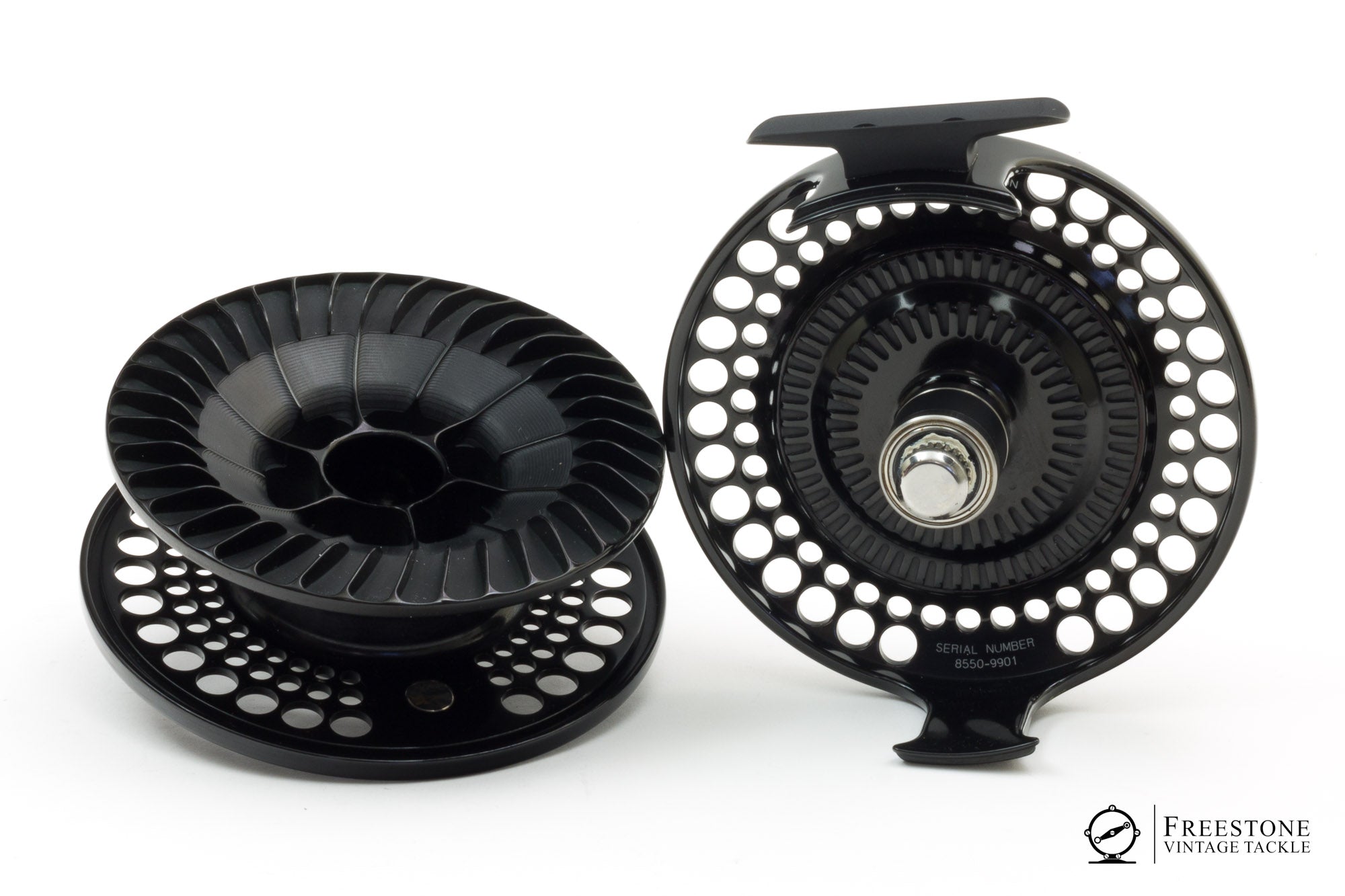 charlton 8600b fly reel Charlton - 8550c Fly Reel w/ Offshore Spool - LHW