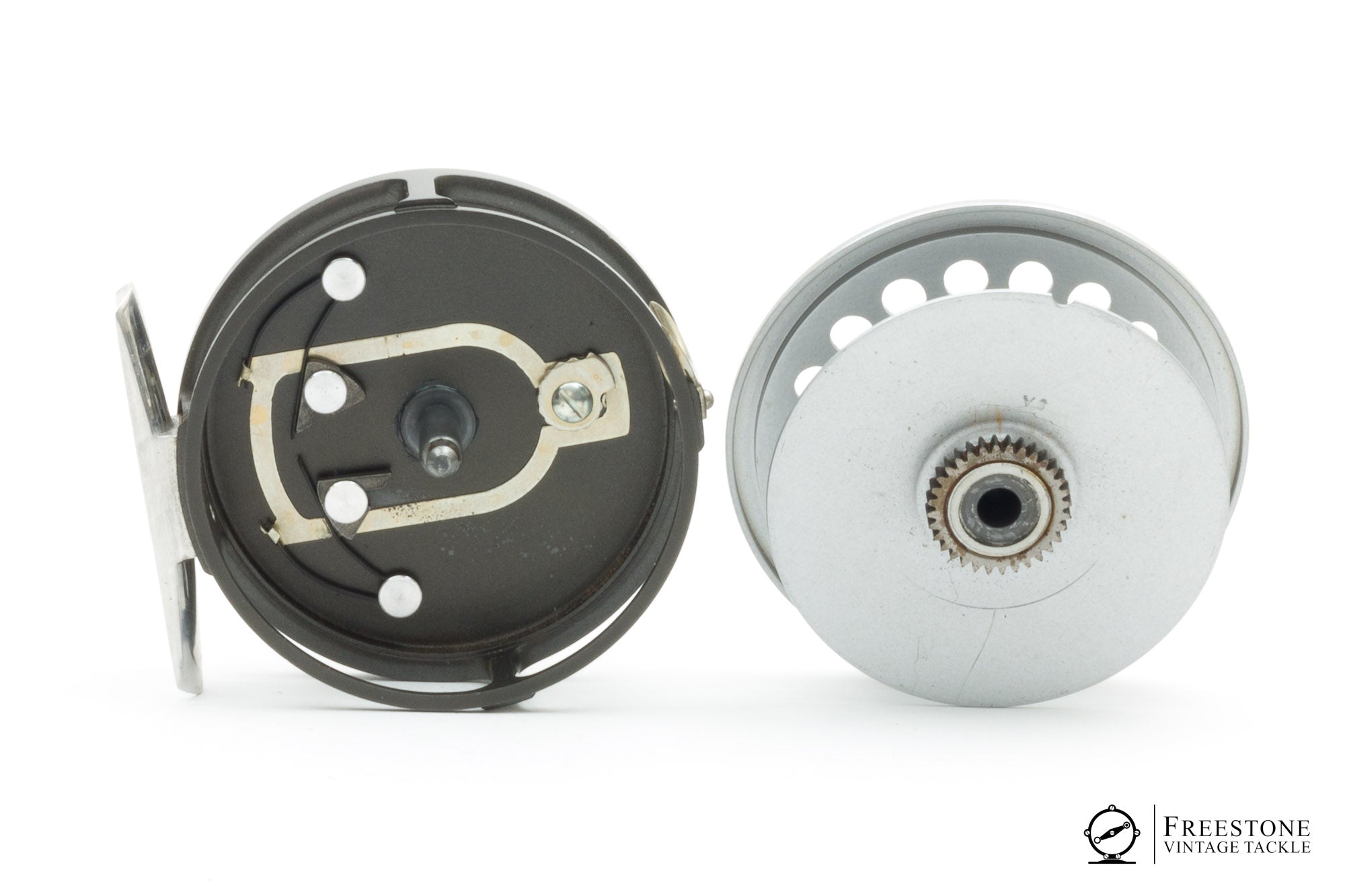changing the wind direction on a hardy marquis fly reel Hardy - Marquis No. 5 Fly Reel