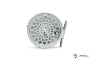 Hardy / SA - System 5 Fly Reel & 2 Spare Spools