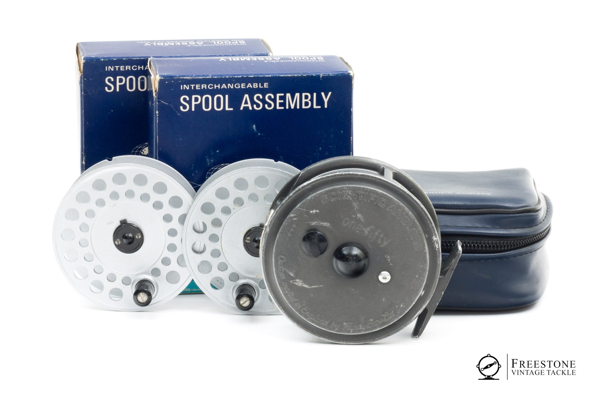 Hardy / Scientific Anglers - One-Fifty Fly Reel w/ 2 spare
