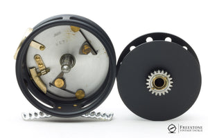 Hardy - St. George Jr. 2 9/16" Fly Reel - Reissue, RHW