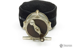 Julius vom Hofe - Size 3 Raised Pillar Fly Reel