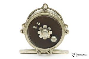 Julius vom Hofe - Size 3 Raised Pillar Fly Reel