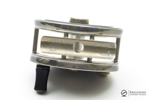 Kineya - Model 701 Fly Reel