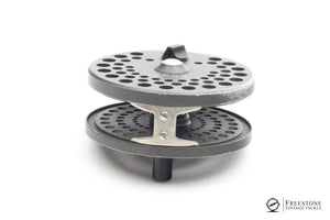 Orvis - CFO III Fly Reel w/ Spare Spool