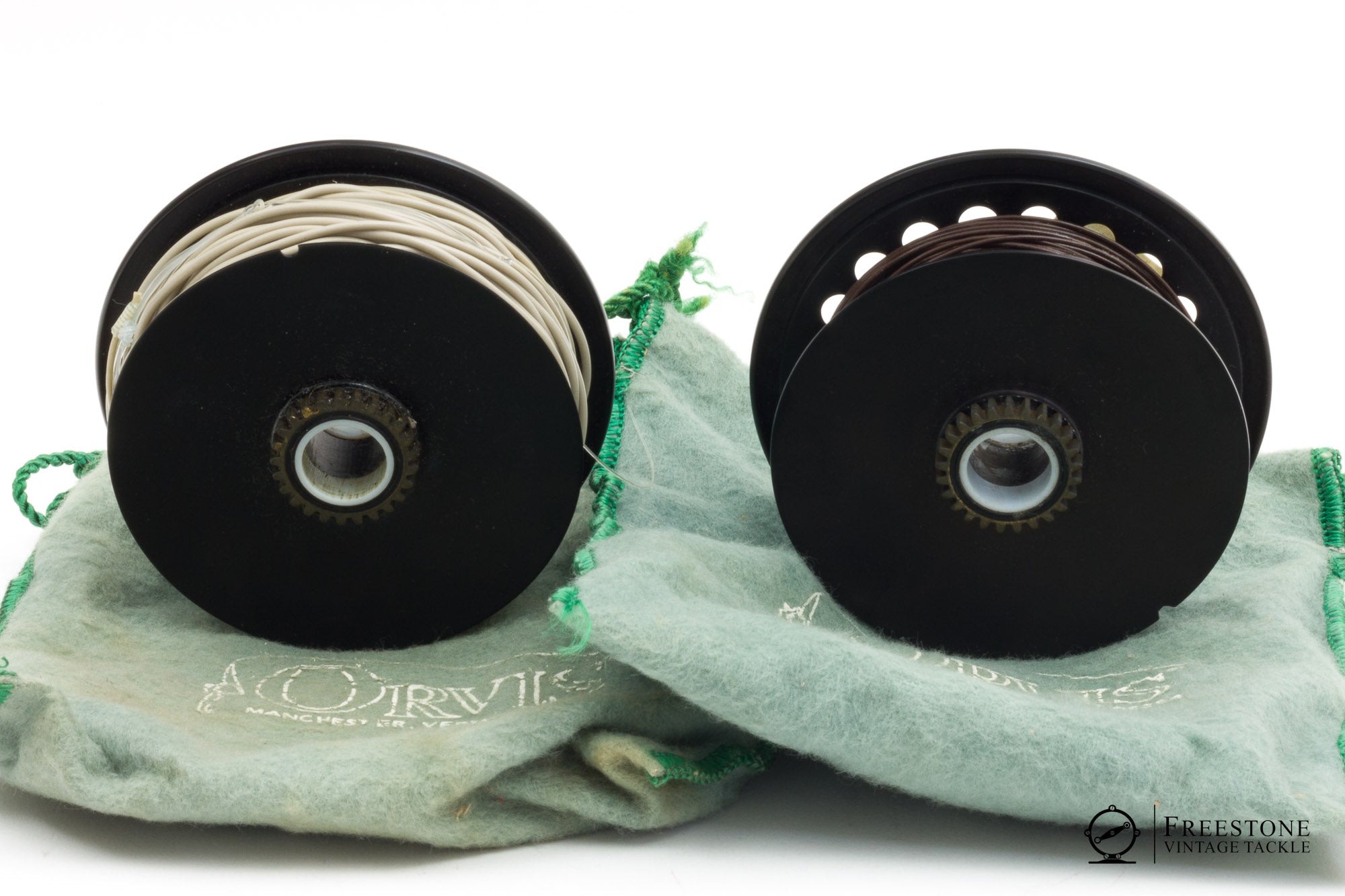 Orvis - S/S/S 7/8 Antireverse Fly Reel w/ 2 Spare Spools