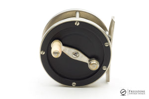 Pflueger - Hawkeye 60yd Fly Reel