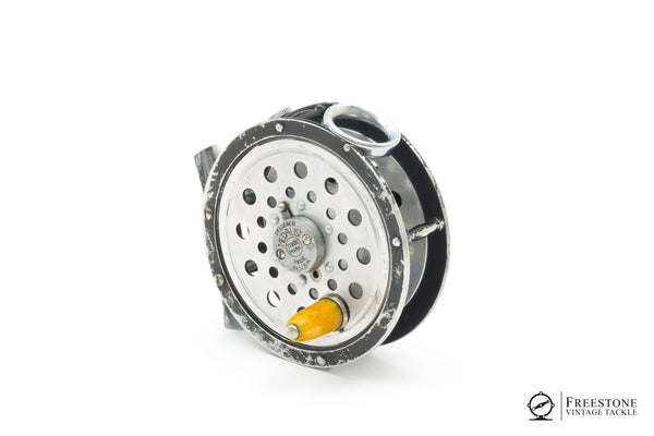 Pflueger - Medalist 1494 Fly Reel - Freestone Vintage Tackle