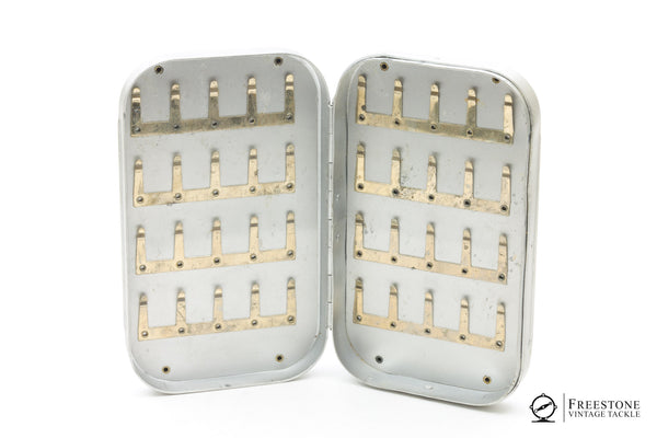 Richard Wheatley - 40 Clip Fly Box (Model 1661) - Freestone