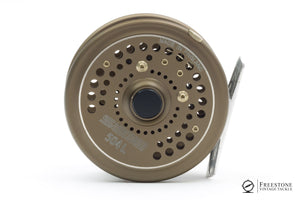 Sage / Hardy - Model 504L Fly Reel w/ 2 Spare Spools