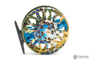Abel – SD 4/5 Fly Reel – DeYoung Brown Trout Flank