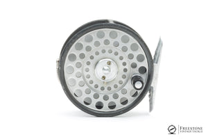 Hardy - Featherweight Fly Reel - L-shaped Lineguard, Half Ribbed Foot