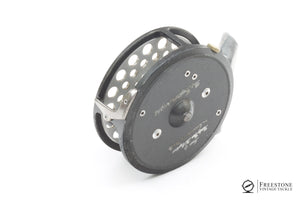 Hardy - Featherweight Fly Reel - L-shaped Lineguard, Half Ribbed Foot
