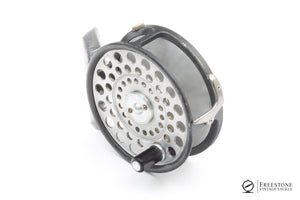 Hardy - Featherweight Fly Reel - L-shaped Lineguard, Half Ribbed Foot