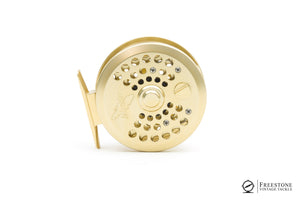 Islander - IR4 Fly Reel w/ 2 Spare Spools (LA & Std.)