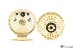 Islander - IR4 Fly Reel w/ 2 Spare Spools (LA & Std.)