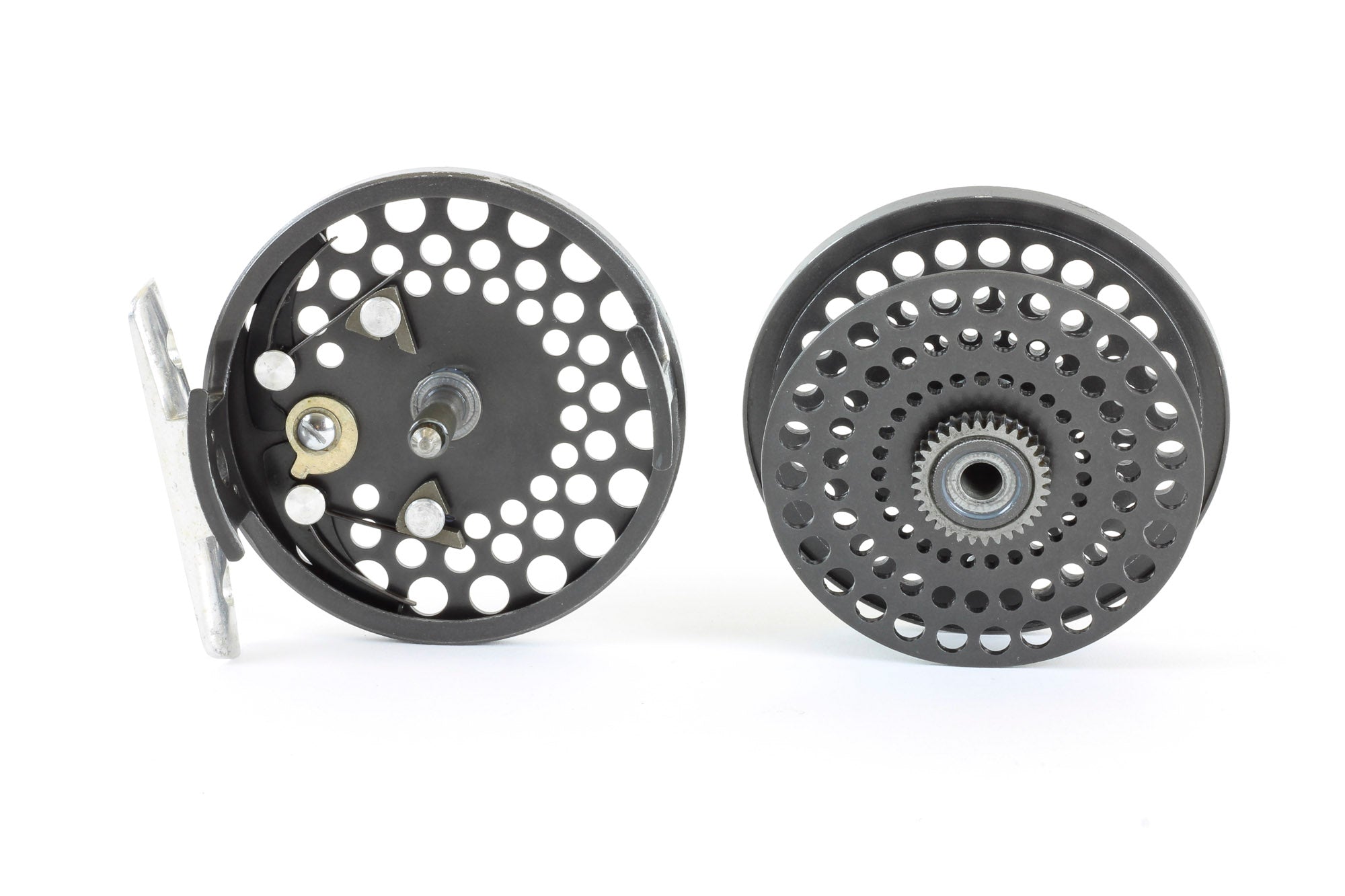 backing on a vintage fly reel Orvis - CFO III Fly Reel - Screwback