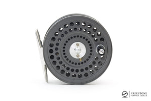 Orvis - CFO III Fly Reel - Screwback