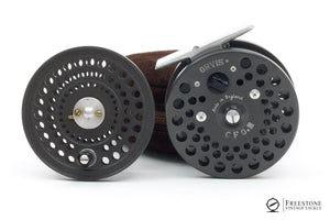 Orvis - CFO III Fly Reel w/ Spare Spool - Screwback