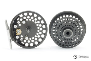 Orvis - CFO III Fly Reel w/ Spare Spool - Screwback