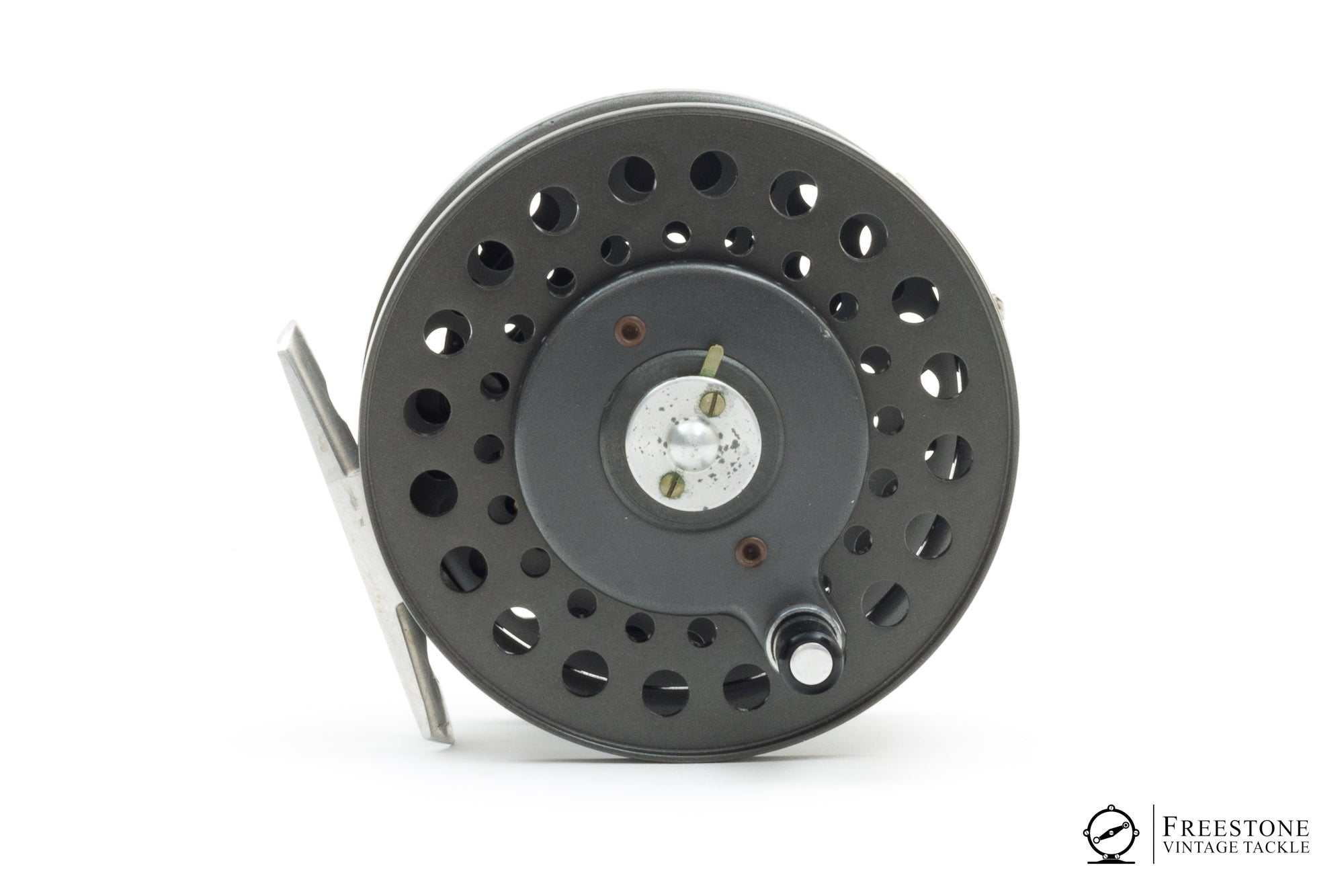 https://www.freestonevintagetackle.com/cdn/shop/products/Orvis-CFOVFlyReel-Multiplierw-3SpareSpools_FVT0491-3_2048x.jpg?v=1662316656